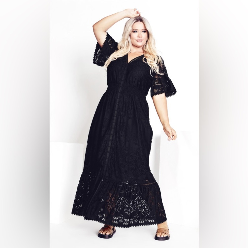 NWT AVEOLOGY - AVENUE - Lace Love Maxi Dress. Size 22/24 …